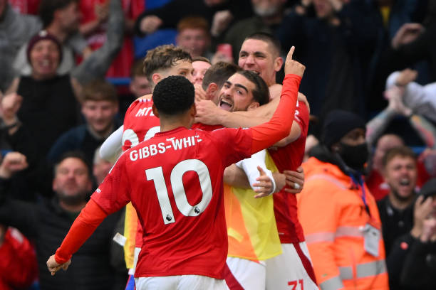 足球比賽的 足球比賽的