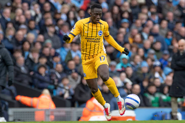 以其高水平 以其高水平